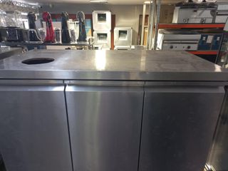 Ερμάριο με Ανοιγόμενες Πόρτες και Αμπάρι 140x70x85cm ΚΩΔΙΚΟΣ 2025.002.0281