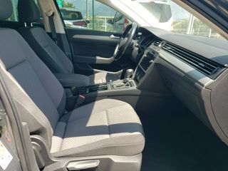 Volkswagen Passat 2019 1.6 DSG-thumb-20