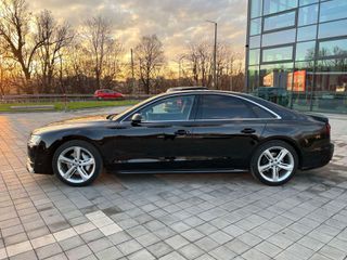 Audi A8 2017-thumb-3