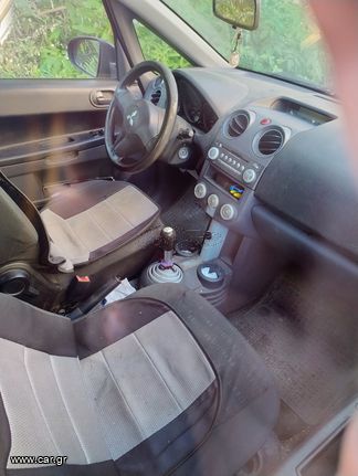 Mitsubishi Colt 2005 CZ3