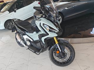 Honda X-ADV 2024 X-ADV 750 DCT ABS-thumb-4