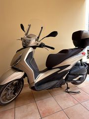 Piaggio Beverly 300i 2022 300 IE