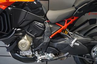 Ducati Multistrada V4 S 2026 PIKES PEAK-thumb-6
