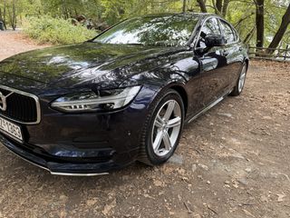 Volvo S90 2018 D4