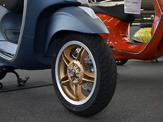 Vespa Primavera 125 2026 OFFICINA 8 E5+ 30 ΑΤΟΚΕΣ ΔΟΣΕΙΣ ΕΤΟΙΜΟΠΑΡΑΔΟΤΗ-thumb-8
