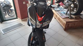 Aprilia Tuono 2026 125-thumb-2