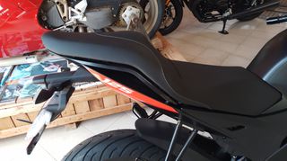 Aprilia Tuono 2026 125-thumb-6