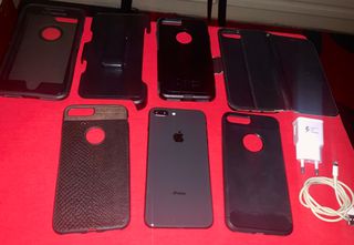 Apple I phone 8 plus 64GB Black.Ευκαιρια!!!!