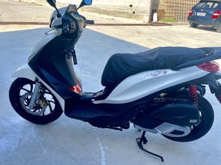 Piaggio Medley 150 2021 S-thumb-2
