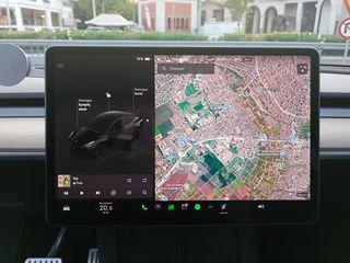 Tesla Model Y 2022 TESLA DUAL MOTOR-thumb-40