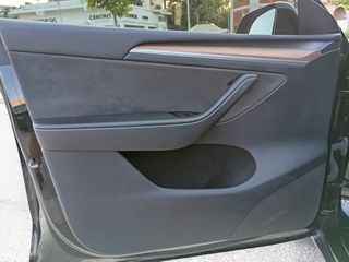 Tesla Model Y 2022 TESLA DUAL MOTOR-thumb-31