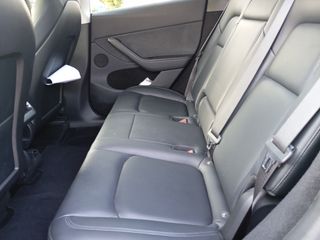 Tesla Model Y 2022 TESLA DUAL MOTOR-thumb-24