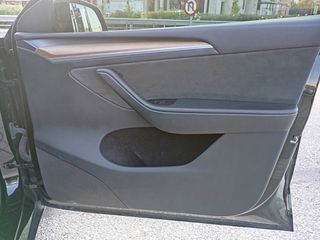 Tesla Model Y 2022 TESLA DUAL MOTOR-thumb-34