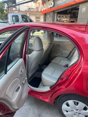 Nissan Micra 2011-thumb-6