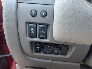 Nissan Micra 2011-thumb-13