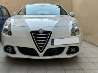 Alfa Romeo Giulietta 2014 1.6 DIESEL DISTINCTIVE