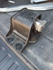 Βάση μηχανής Renault megane 2003 1400