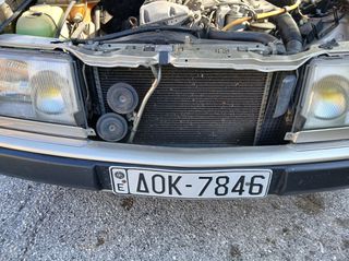 Mercedes-Benz E 250 1988-thumb-23
