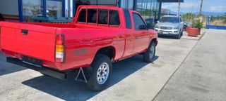 Nissan PickUp 1995 D21 4X4 DIESEL-thumb-6