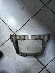Piaggio Beverly 250 καπάκι μπαταρίας-thumb-3