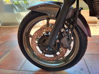 Yamaha XJ6 DIVERSION 2009-thumb-19