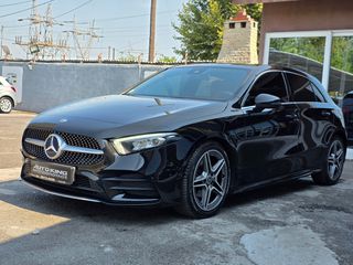 Mercedes-Benz A 180 2018 AMG LINE