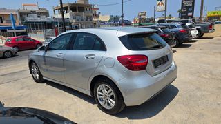 Mercedes-Benz A 180 2018 URBAN-thumb-7