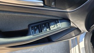 Mercedes-Benz A 180 2018 URBAN-thumb-12