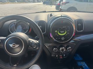 Mini Countryman 2018-thumb-17