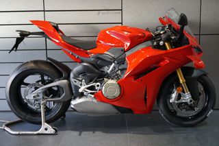 Ducati Panigale V4 S 2026 2026-thumb-1