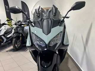 Kymco AK 575 Premium 2026-thumb-7