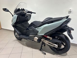Kymco AK 575 Premium 2026-thumb-2