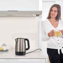 Black+Decker electric kettle BXKE2201E-thumb-2