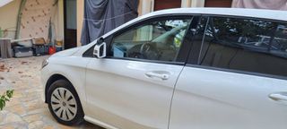 Mercedes-Benz B 220 2019 DIESEL-thumb-5