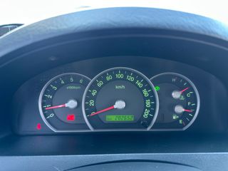 Kia Sorento 2009-thumb-21