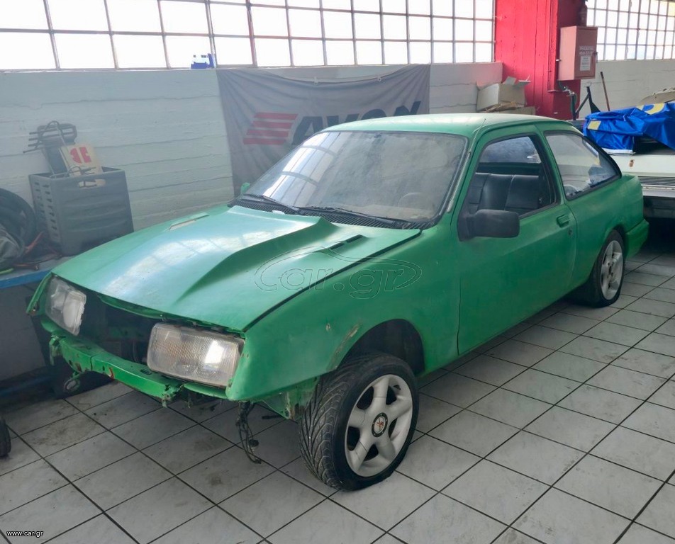 Ford Sierra 1985 * FORD Sierra 3d • 1600cc στην Άδεια  *