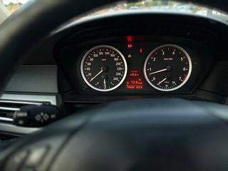 Bmw 520 2003 I 6κύλ/δρο 170HP FULL EXTRA-thumb-21
