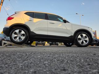 Volvo XC40 2019 "D3-MOMENTUM" 150PS NAVI-FULL LED!!