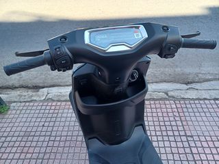 Yadea 2026 T9-thumb-2