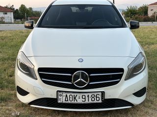 Mercedes-Benz A 180 2013 Urban BlueEfficiency Xenon Led