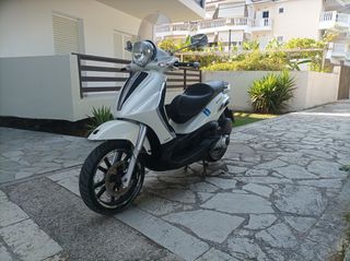 Piaggio Beverly 300i Tourer 2010 Injection-thumb-8