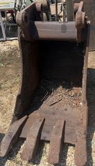 Κουβάδες CAT 2000