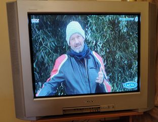 Τηλεόραση Sony Trinitron 28 ιντσών