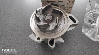 αντλια νερου VAG Group , με κωδικο : 035121004AX , Audi 100 , Passat B2 , Santana .