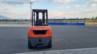 Toyota 2002 7FD45-thumb-3