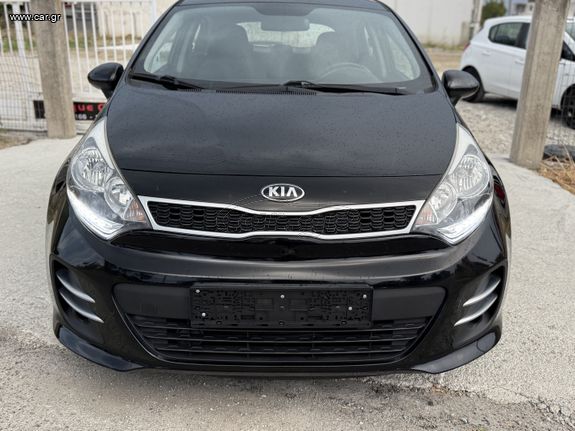 Kia Rio 2016 ABS A/C ESP LED