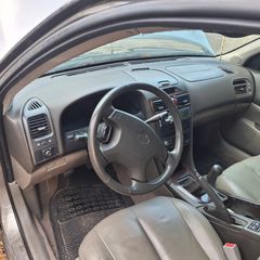 Nissan Maxima 2002-thumb-10