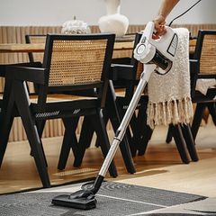 Adler AD 7036W hand vac white-thumb-4