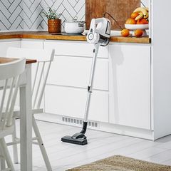 Adler AD 7036W hand vac white-thumb-1