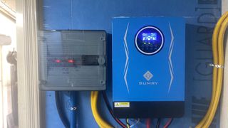 Inverter 6.200watt υβιρδικο-thumb-3